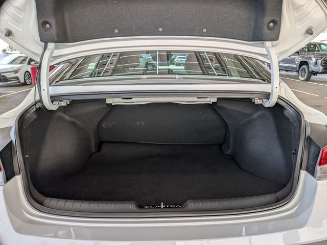 Used 2025 Hyundai Elantra SEL w/ Cargo Package FWD image 31