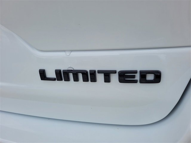 New 2025 Jeep Grand Cherokee Limited image 11