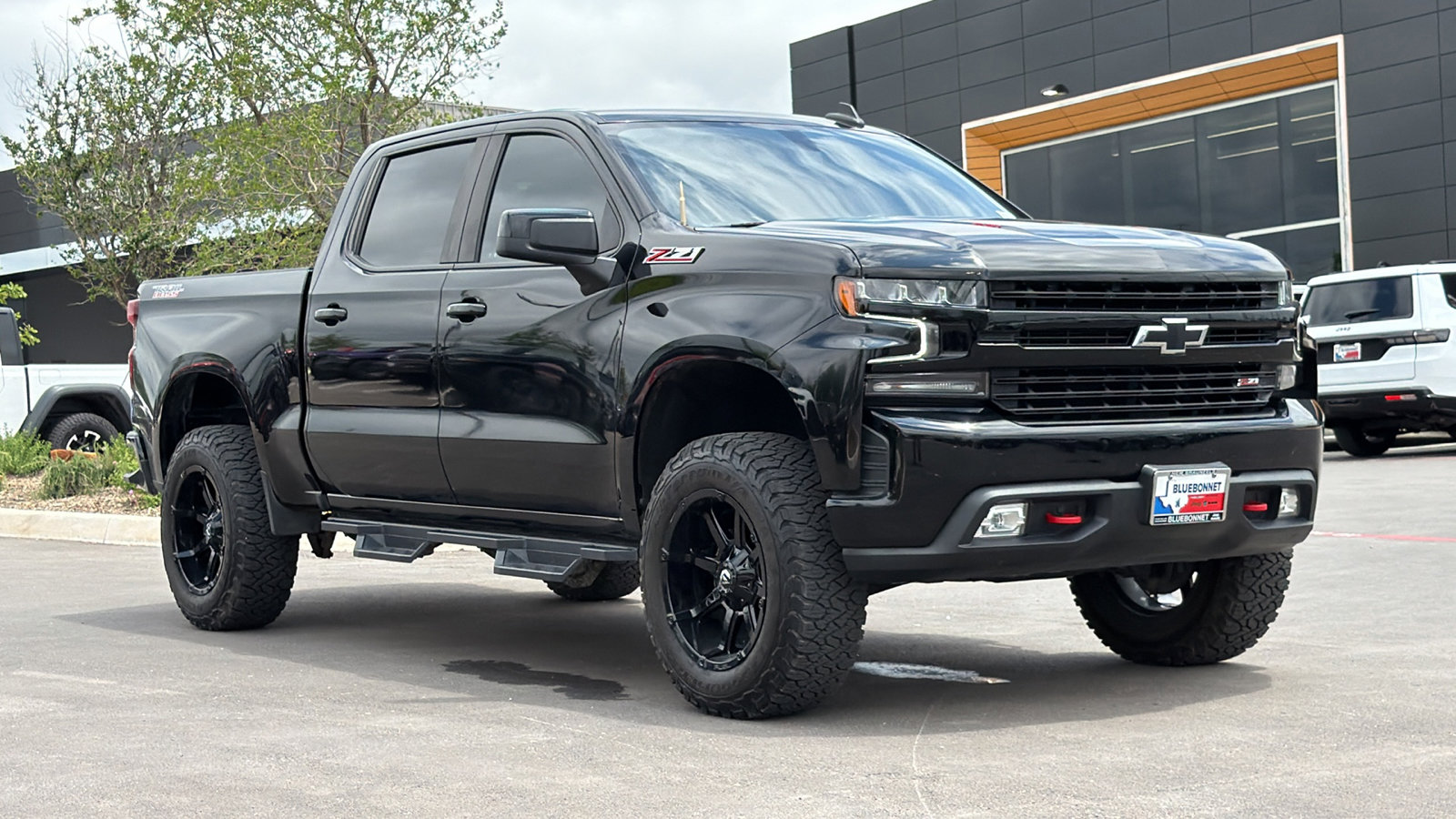 Used 2022 Chevrolet Silverado 1500 LT Trail Boss AWD/4WD image 3