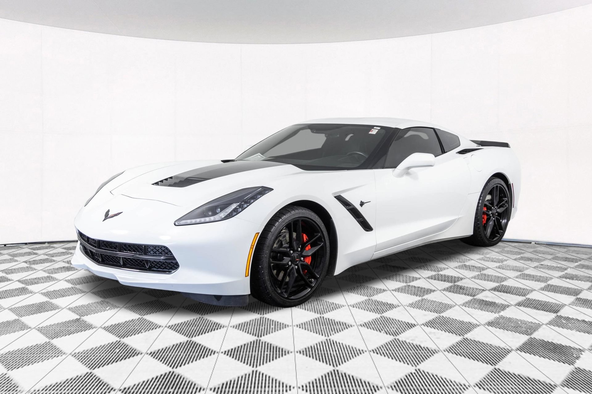 Used 2019 Chevrolet Corvette Stingray Coupe w/ Battery Protection Package RWD image 13