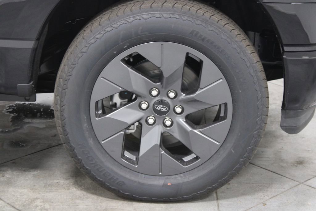 New 2025 Ford F150 Lightning Flash image 18