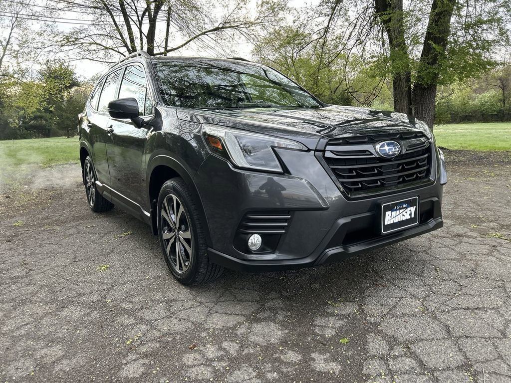 Certified 2023 Subaru Forester Limited AWD/4WD image 2