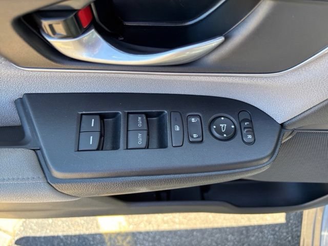 Used 2021 Honda CR-V EX image 9