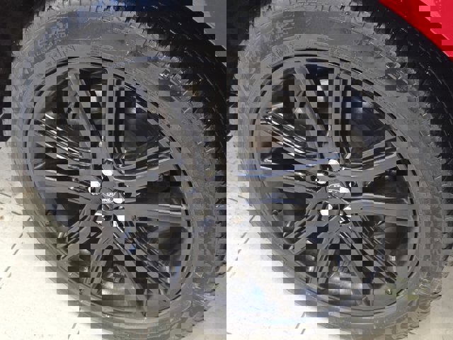 Used 2022 Ford Edge ST-Line w/ Class II Trailer Tow Package image 18