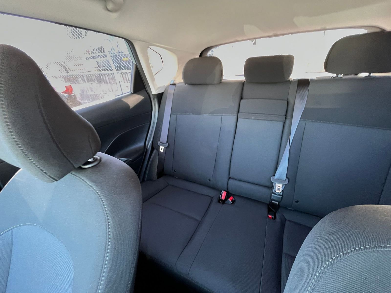 Used 2025 Volkswagen Atlas SE image 39