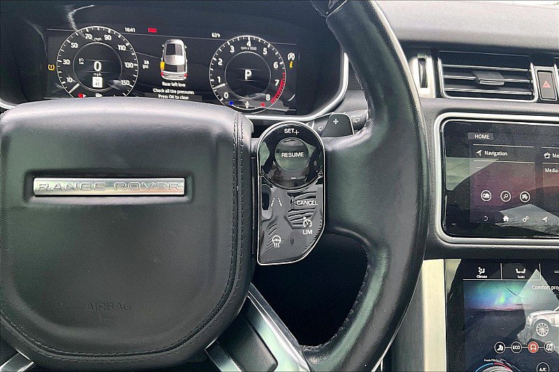 Used 2018 Land Rover Range Rover image 20