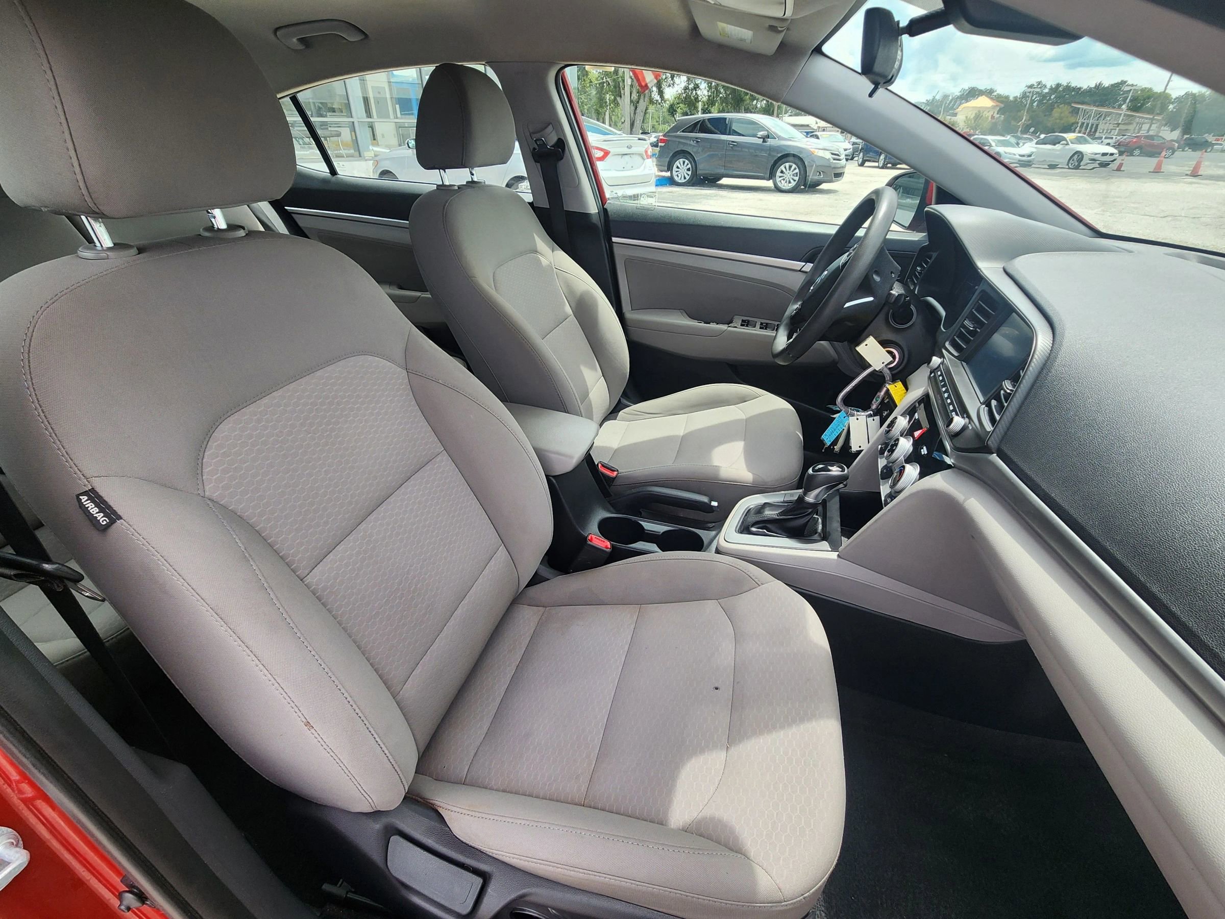 Used 2019 Hyundai Elantra SEL FWD image 10