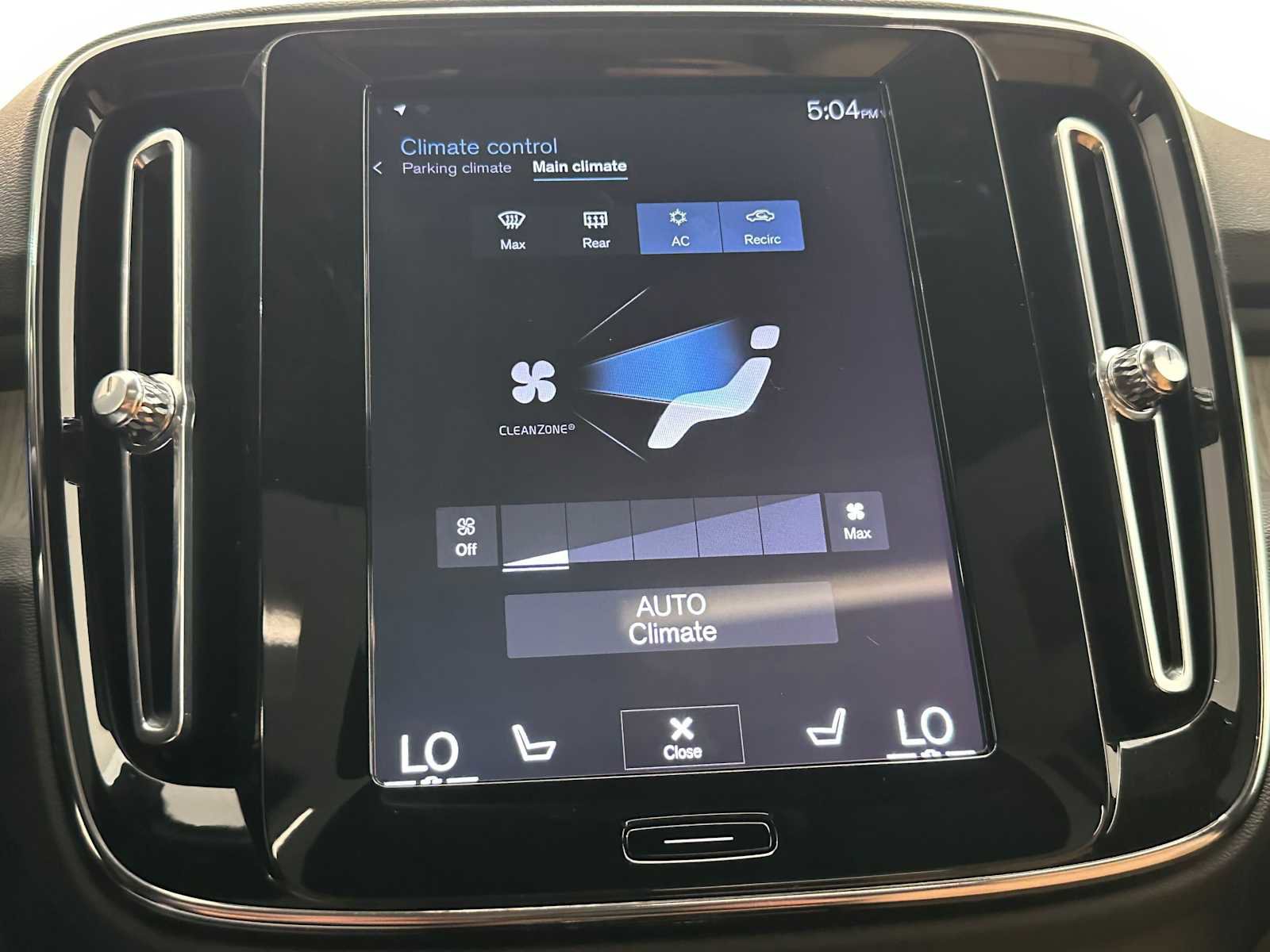 Used 2020 Volvo XC40 T5 Inscription w/ Protection Package Premier image 15