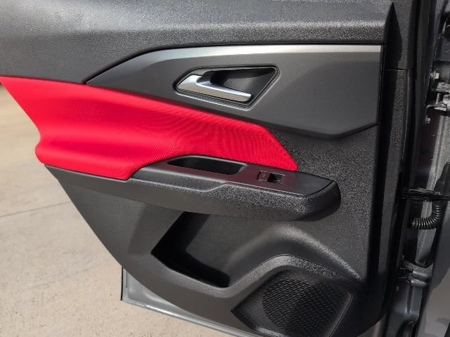 New 2026 Chevrolet Equinox EV RS FWD image 9