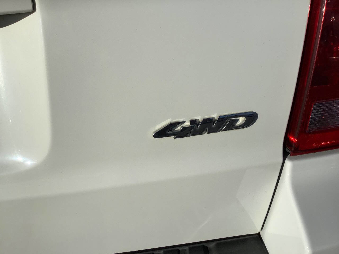 Used 2008 Ford Escape XLS image 32