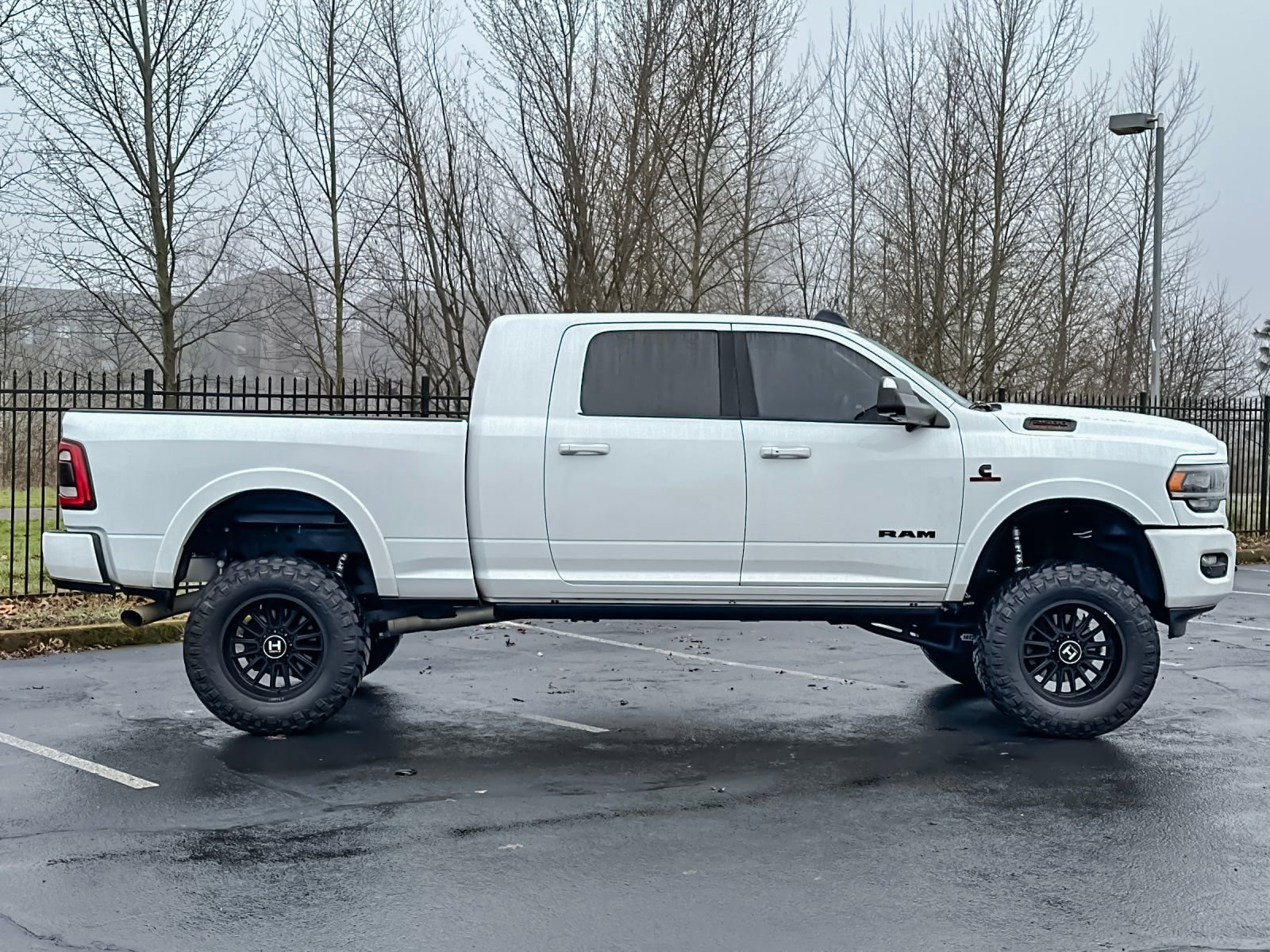 Used 2020 RAM 2500 Laramie image 2