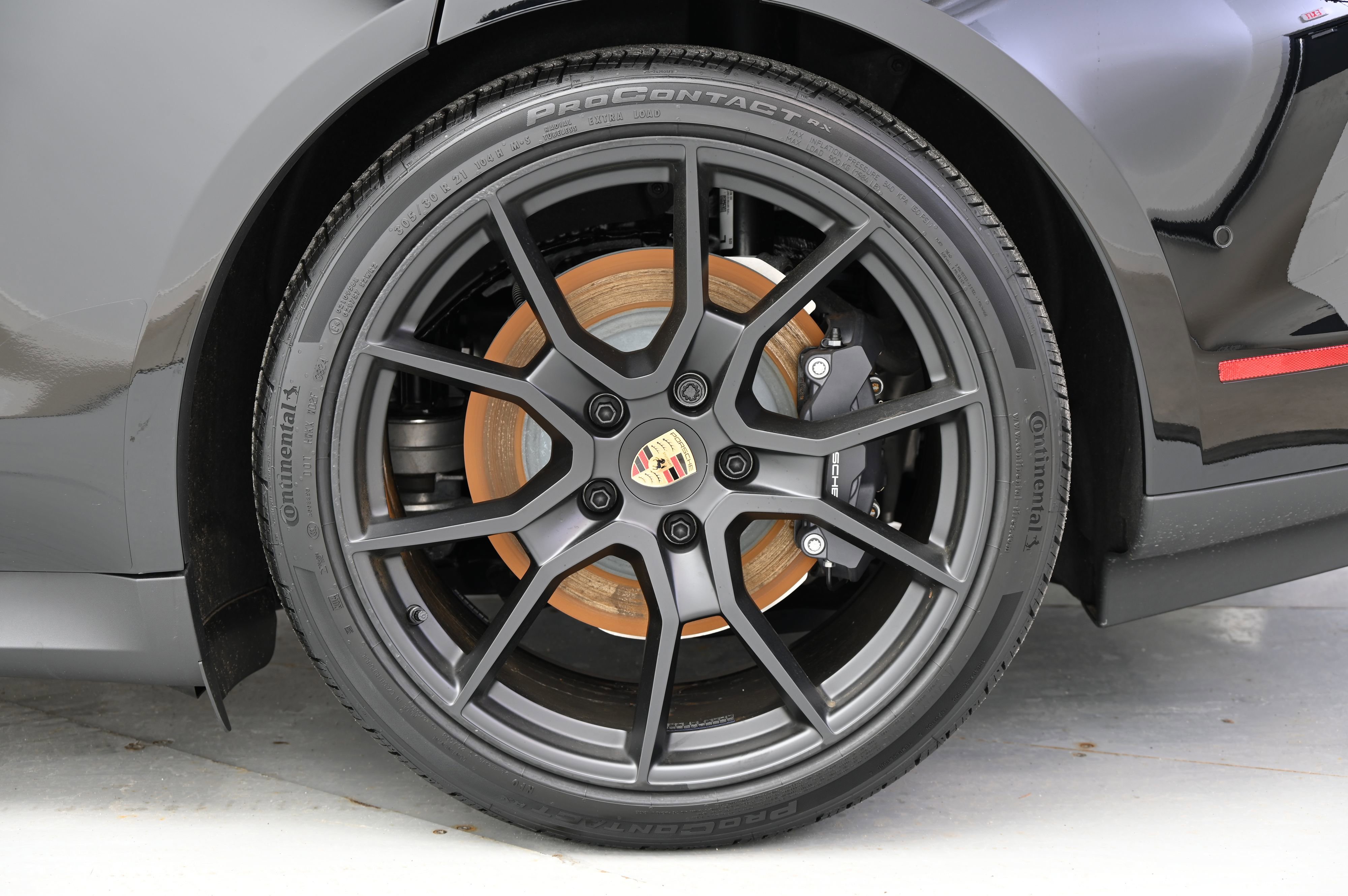 Used 2025 Porsche Taycan image 43