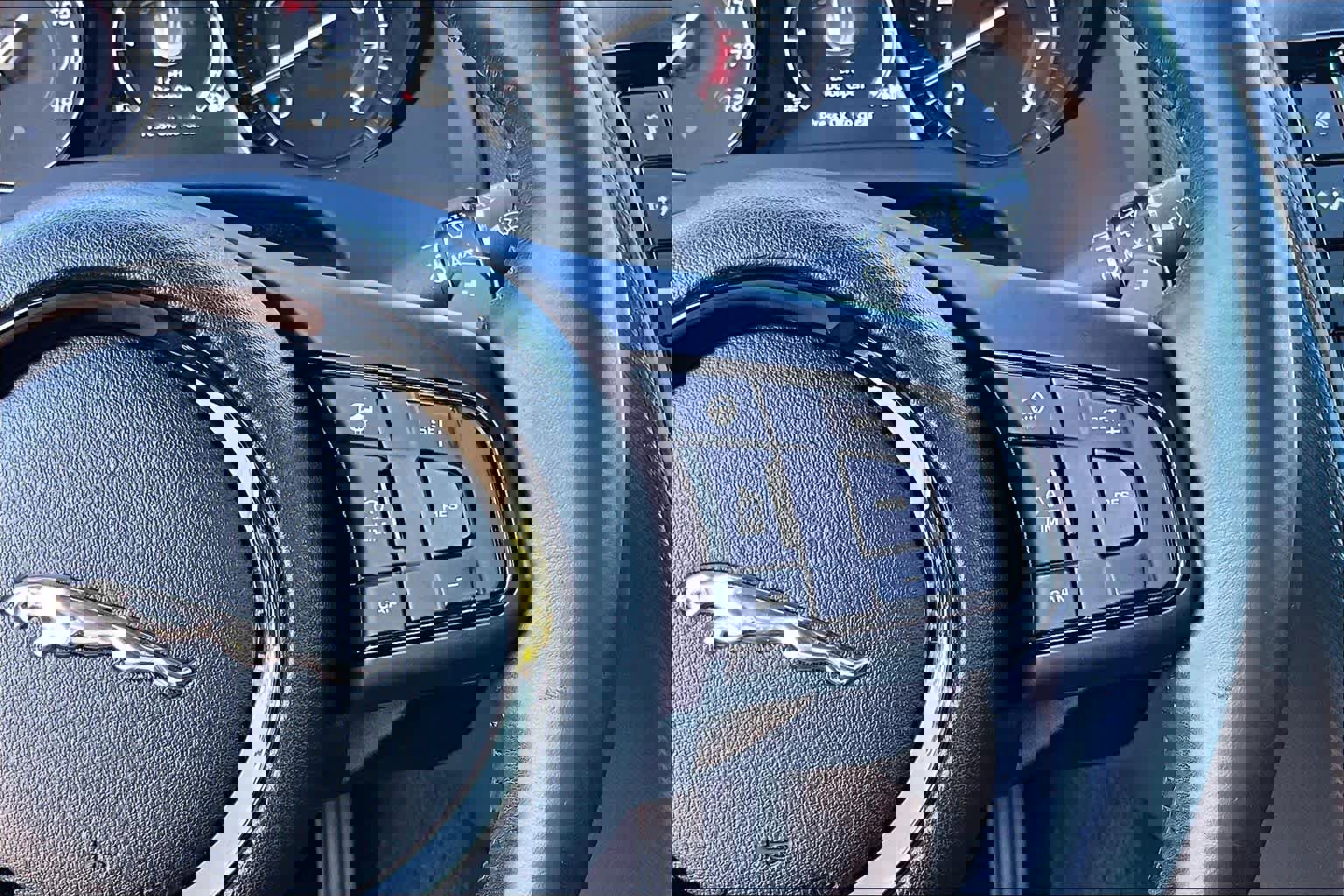 Used 2016 Jaguar F-TYPE Coupe image 42