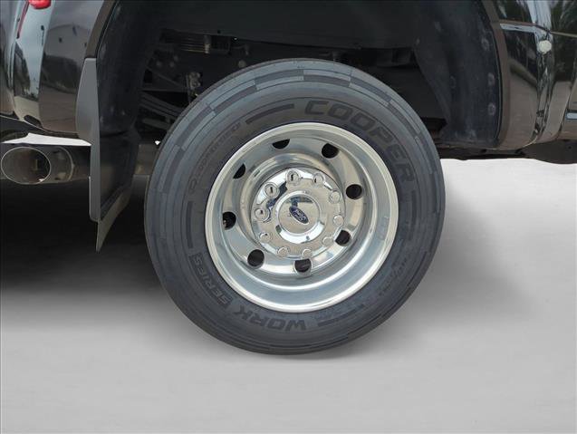 Used 2022 Ford F450 Platinum w/ FX4 Off-Road Package image 29