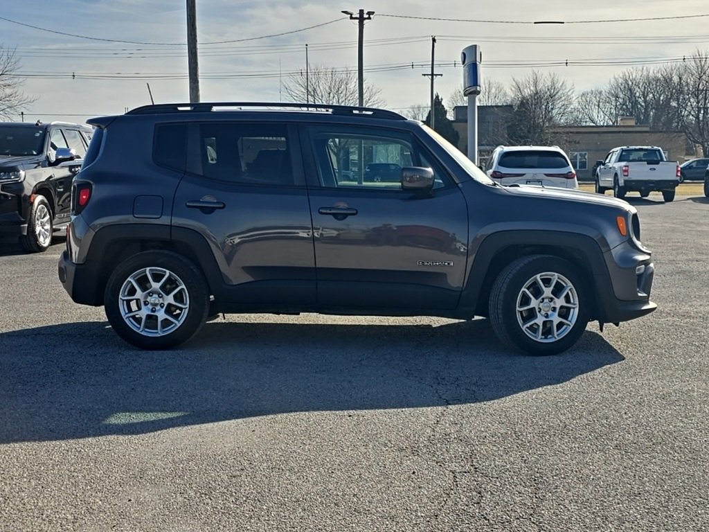 Certified 2019 Jeep Renegade Latitude image 8