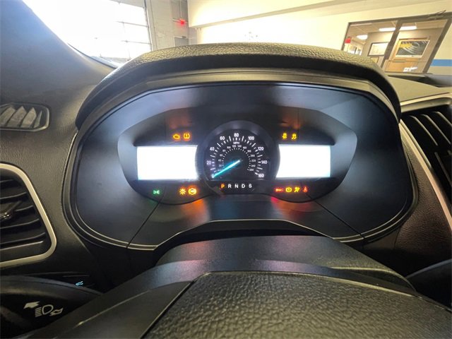 Used 2024 Ford Edge ST-Line w/ Class II Trailer Tow Package image 14