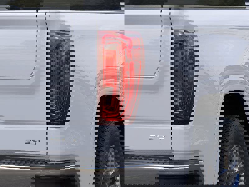 New 2026 GMC Sierra 1500 SLT image 11