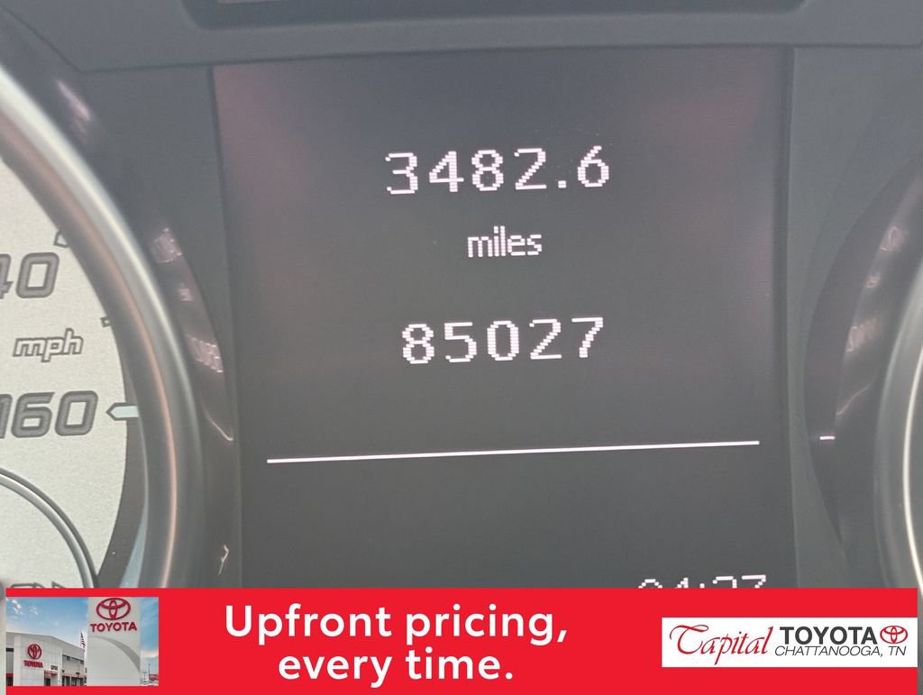 Used 2013 Mercedes-Benz SLK 250 image 17