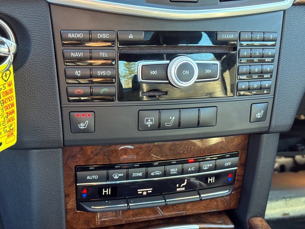 Used 2012 Mercedes-Benz E 350 4MATIC Sedan image 13