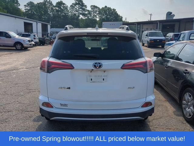 Used 2016 Toyota RAV4 XLE FWD image 4
