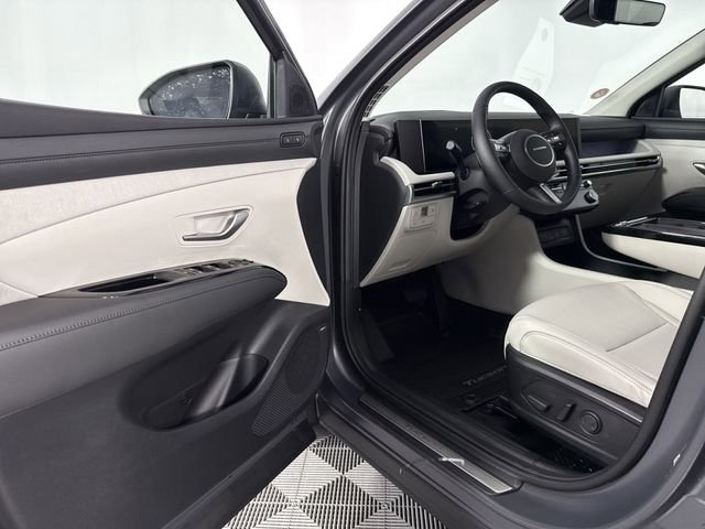 New 2026 Hyundai Tucson Limited image 18