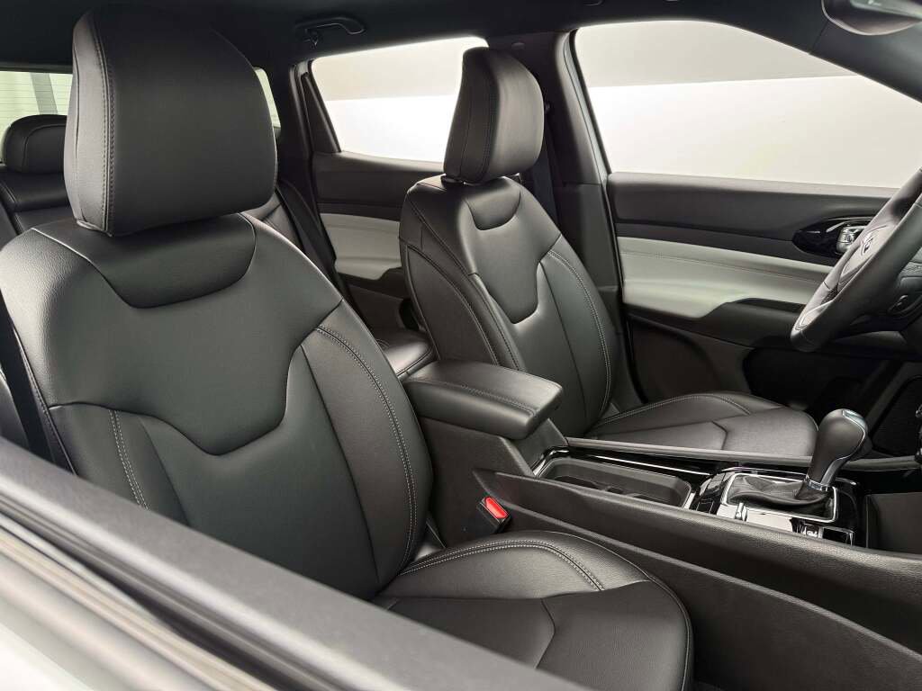 New 2026 Jeep Compass Limited image 20