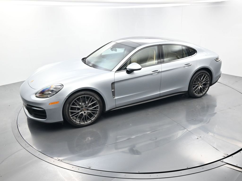Certified 2022 Porsche Panamera Platinum Edition image 34