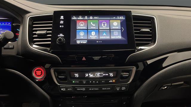 Used 2020 Honda Pilot Touring image 13