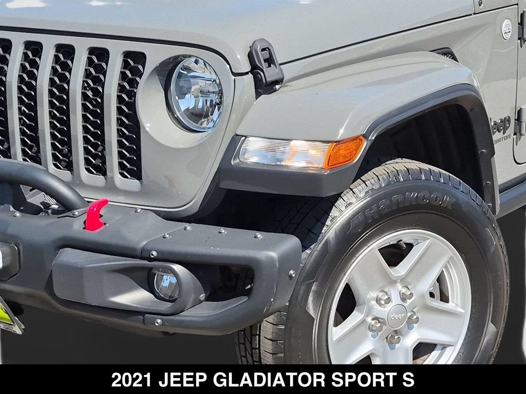 Used 2021 Jeep Gladiator Sport AWD/4WD image 10