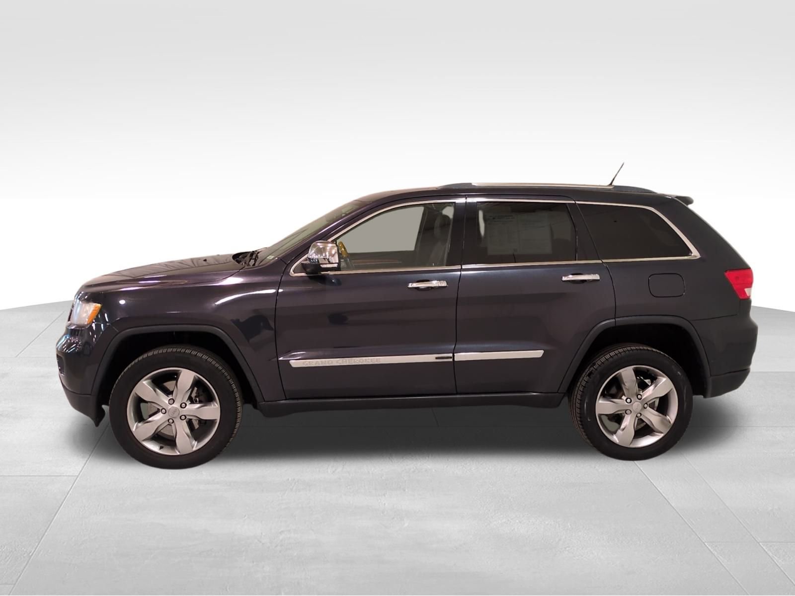 Used 2012 Jeep Grand Cherokee Overland image 6