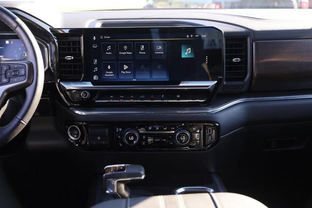 Used 2023 Chevrolet Silverado 1500 High Country w/ High Country Premium Package AWD/4WD image 27
