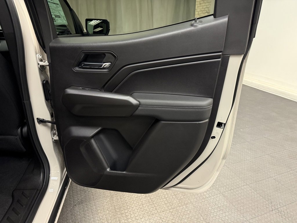 New 2026 GMC Canyon Elevation w/ Convenience Package image 19