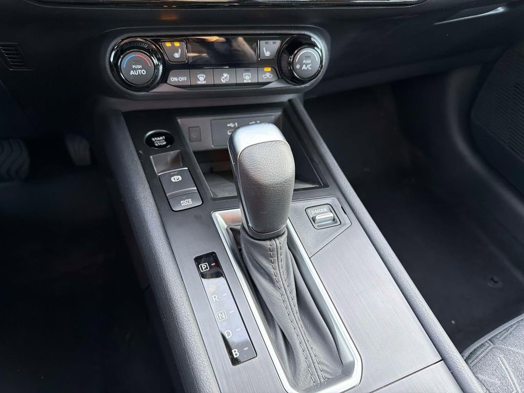 New 2026 Nissan Kicks SV w/ SV Premium Package image 11