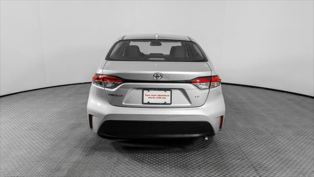 Used 2023 Toyota Corolla LE FWD image 7