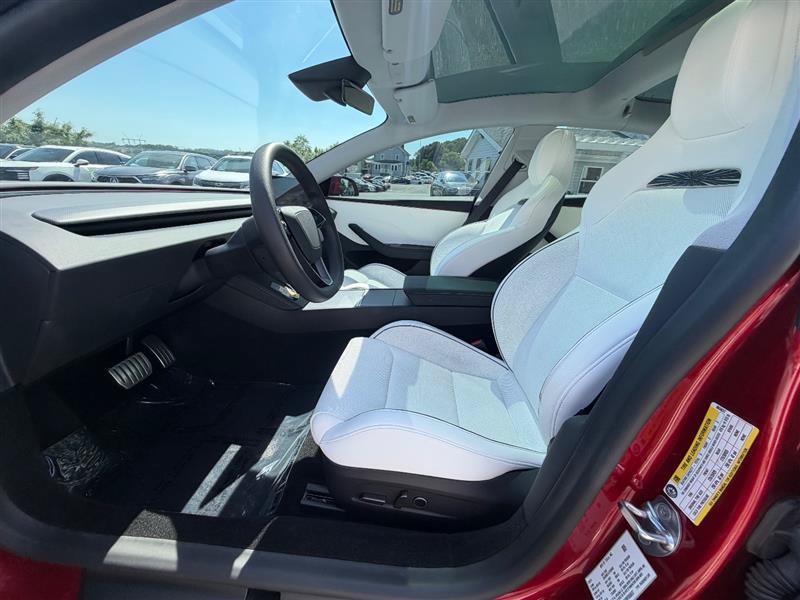 Used 2024 Tesla Model 3 Performance AWD/4WD image 9