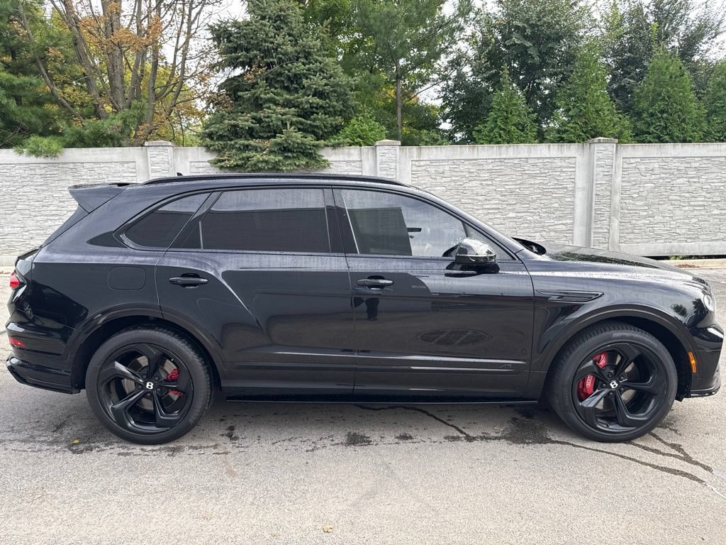 Used 2022 Bentley Bentayga AWD/4WD image 7