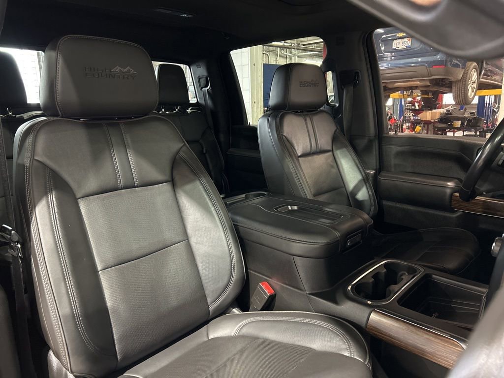 Used 2020 Chevrolet Silverado 3500 High Country AWD/4WD image 46