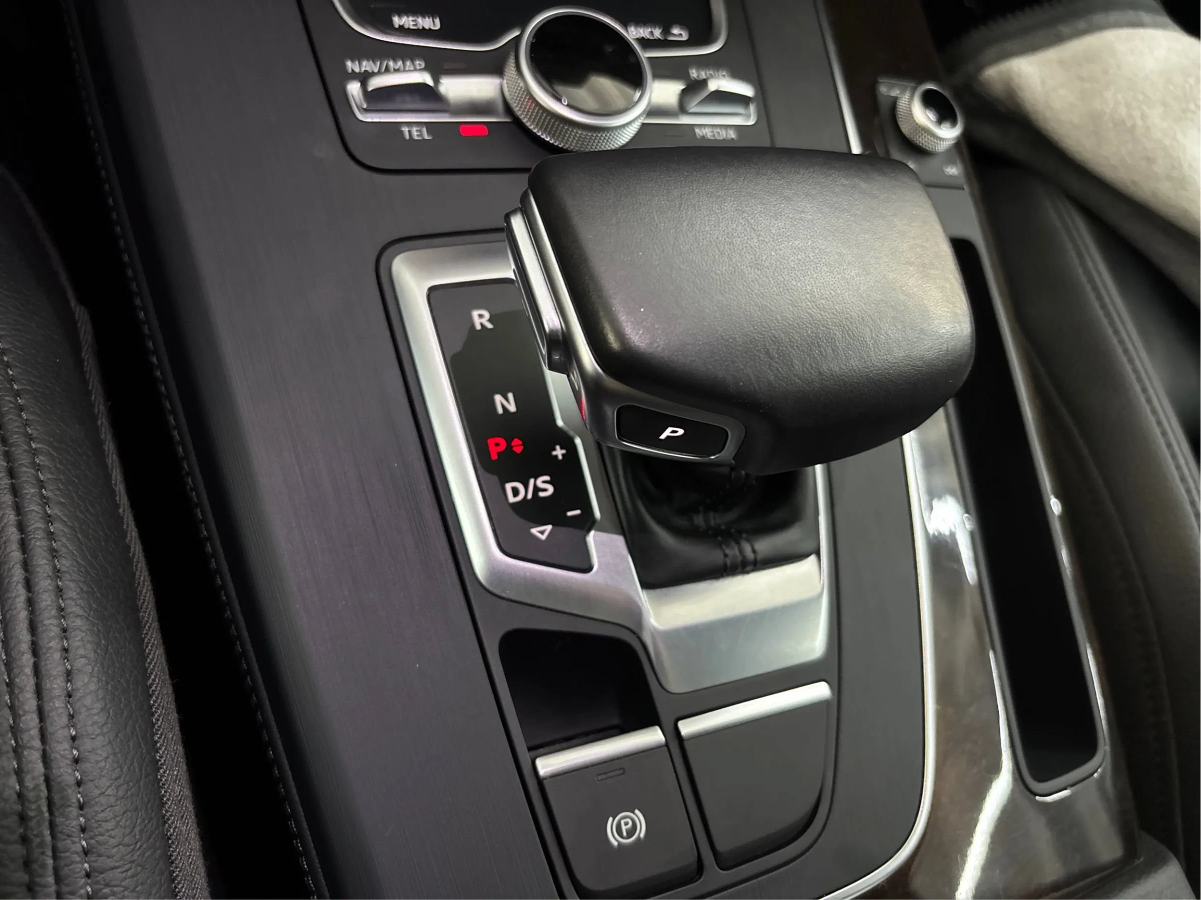 Used 2018 Audi Q5 Prestige w/ Prestige Package AWD/4WD image 44