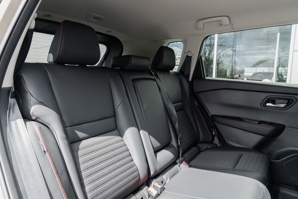 New 2026 Nissan Rogue SV image 24