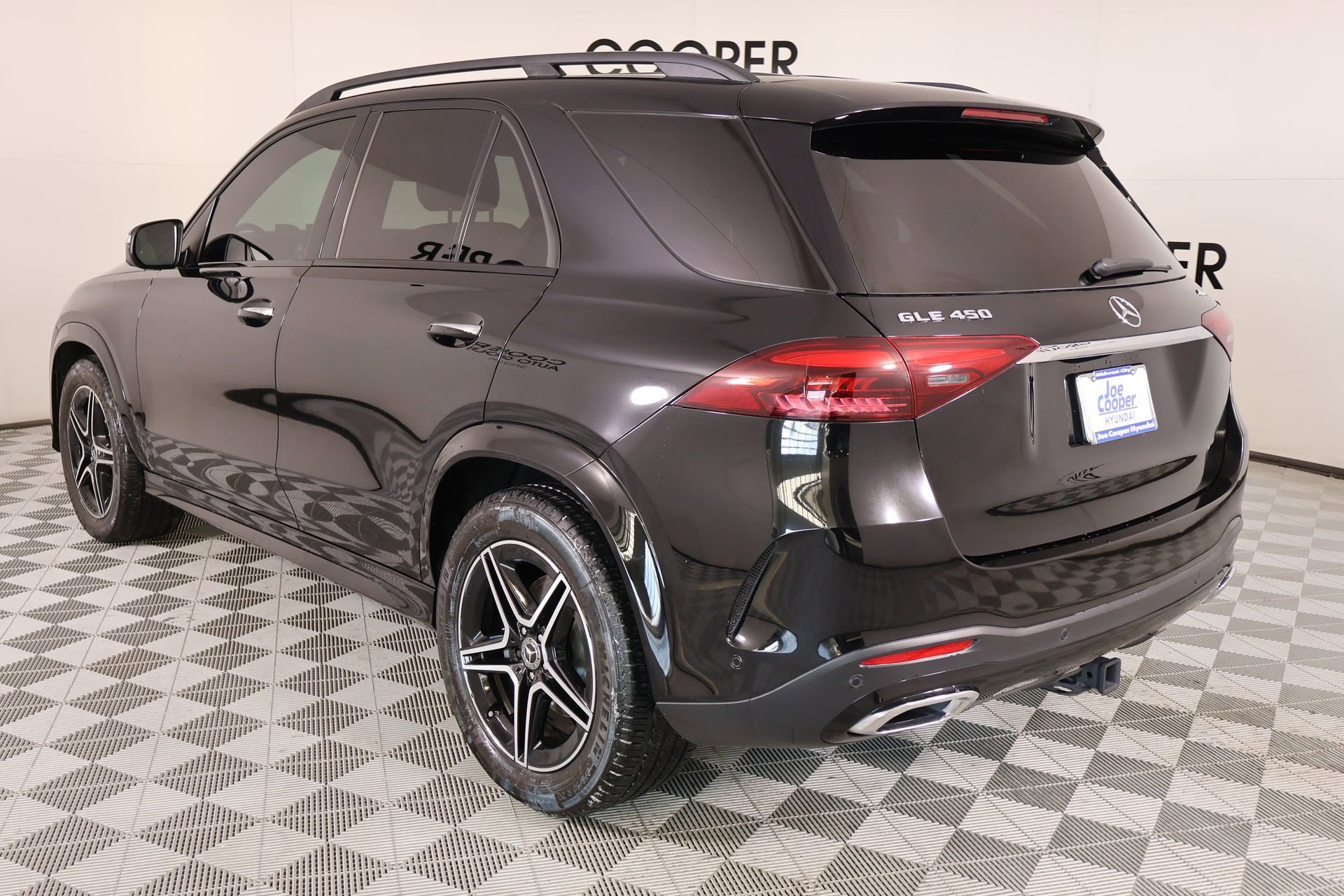 Used 2024 Mercedes-Benz GLE 450 4MATIC image 24