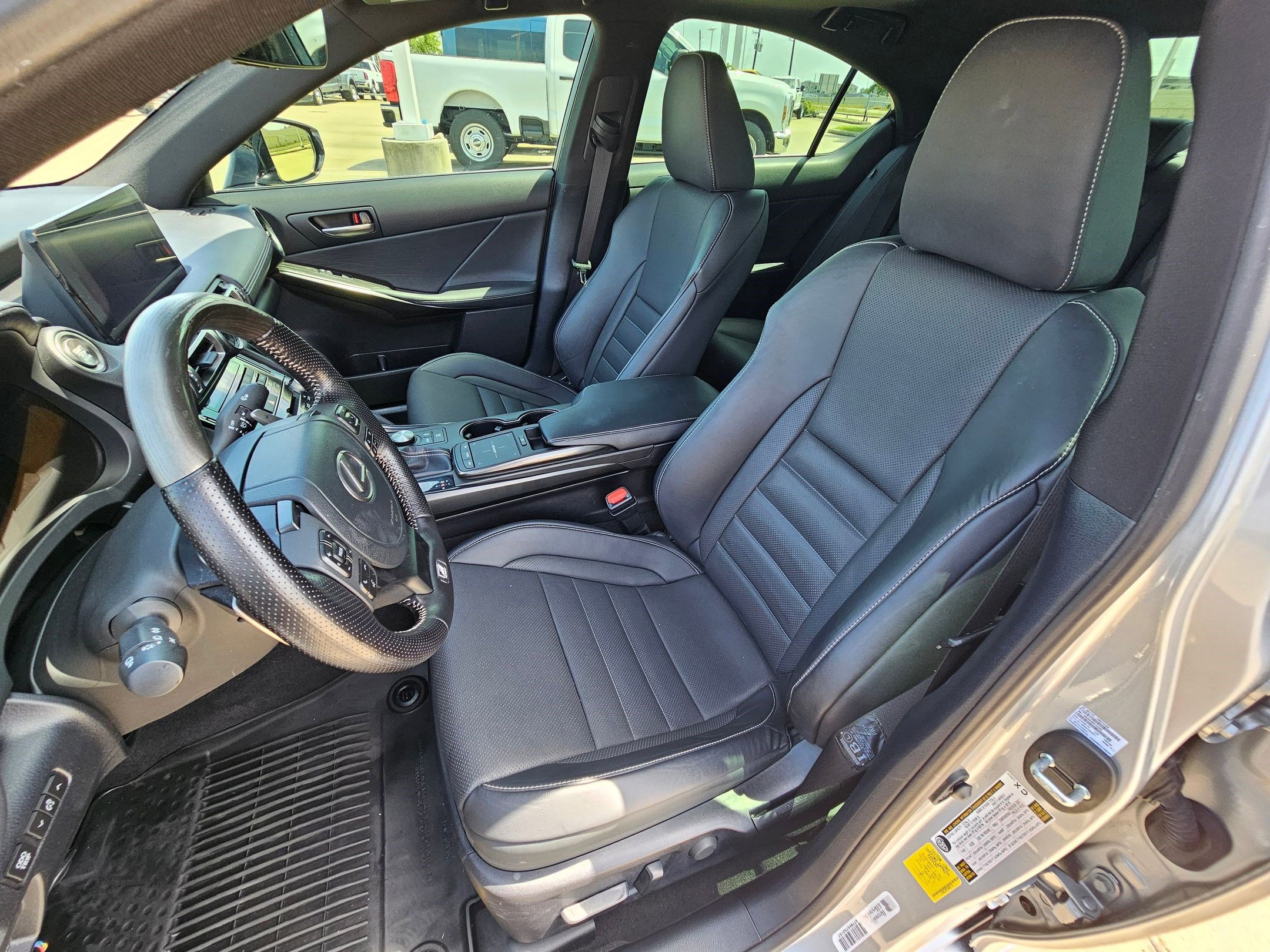 Used 2022 Lexus IS 350 F Sport w/ Dynamic Handling Package RWD image 14