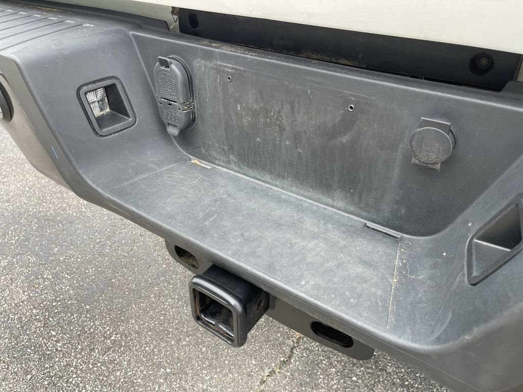Used 2019 Ford F250 XL w/ Power Equipment Group AWD/4WD image 8
