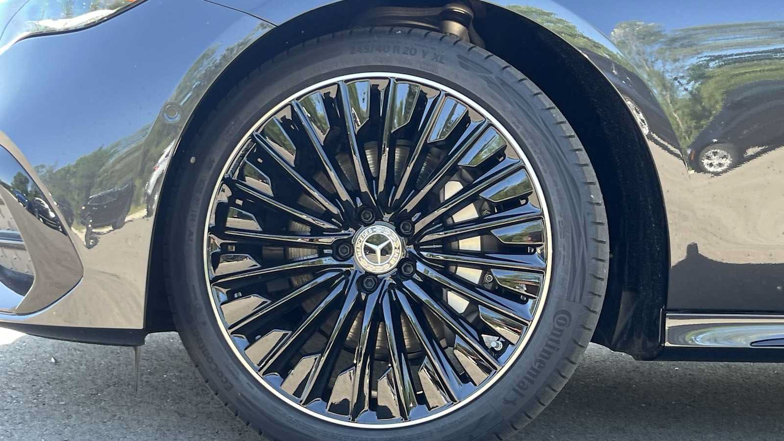 New 2026 Mercedes-Benz E 350 4MATIC Sedan image 24