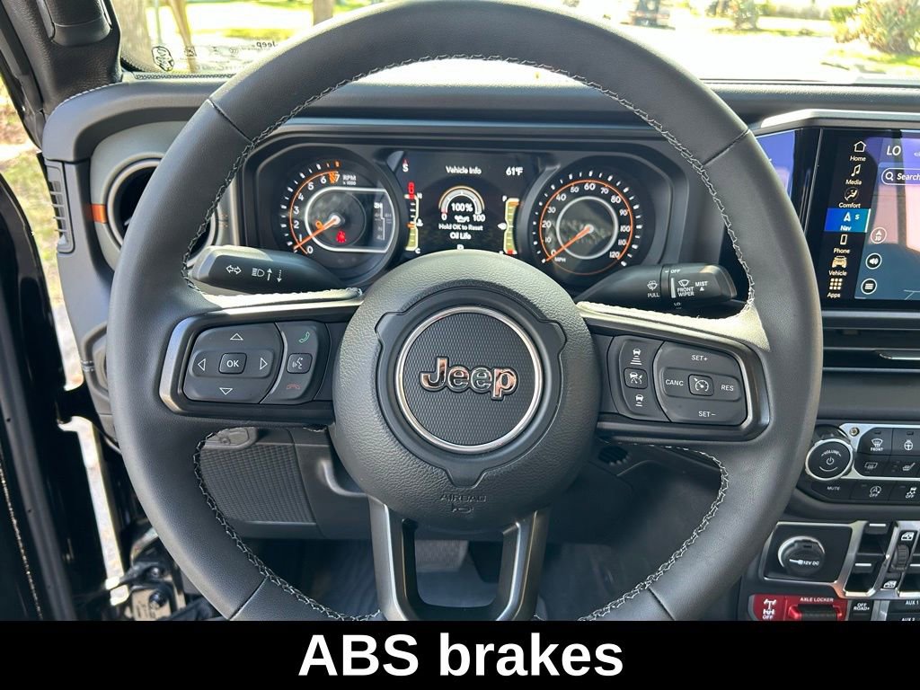 Used 2025 Jeep Gladiator Mojave image 19