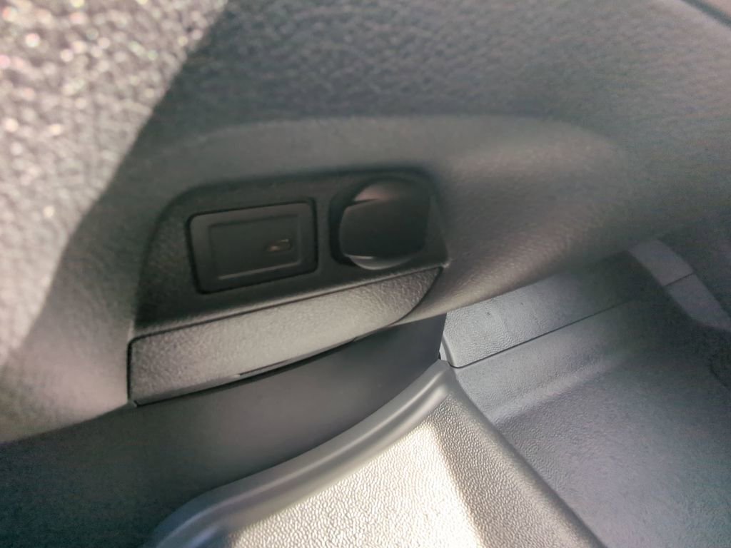 Used 2025 Mercedes-Benz Sprinter 2500 image 9