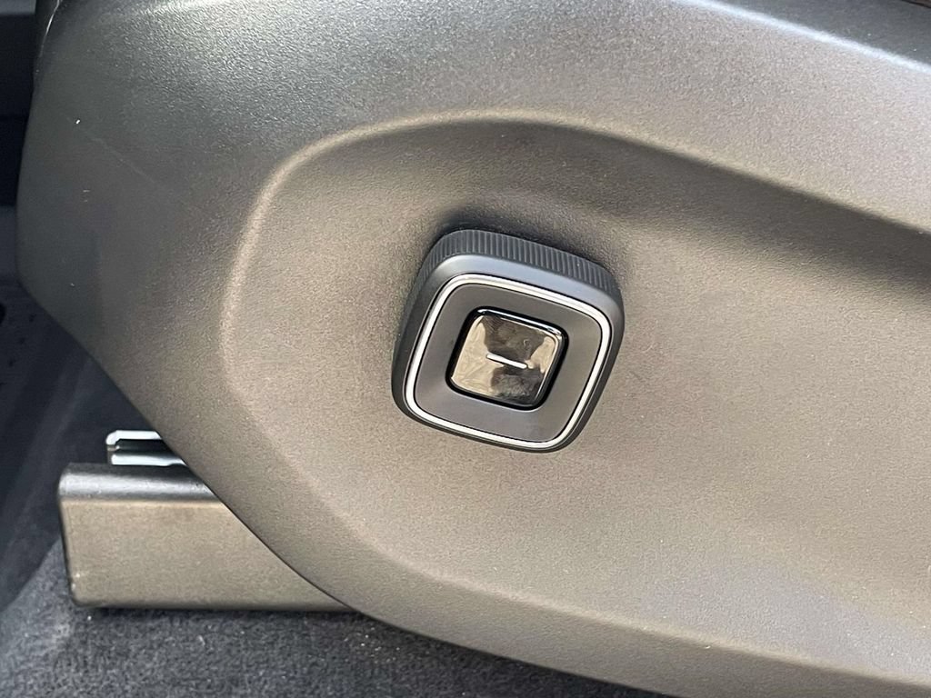 New 2026 Volvo EX90 Ultra AWD/4WD image 7