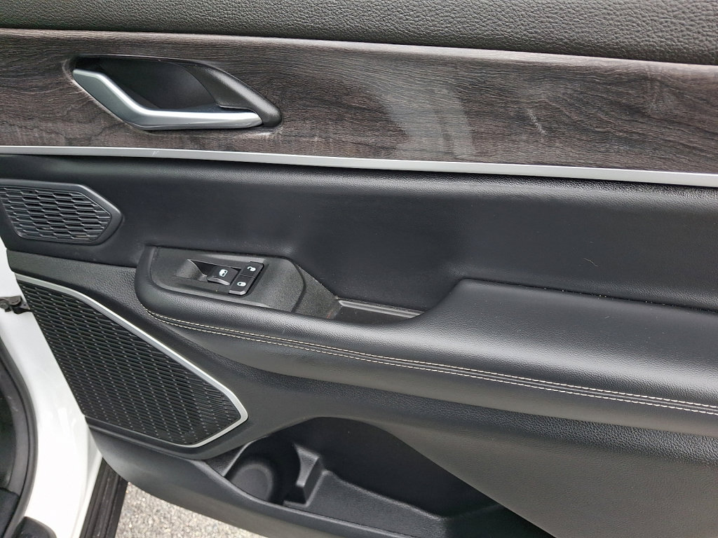 Used 2021 Jeep Grand Cherokee L Limited image 14