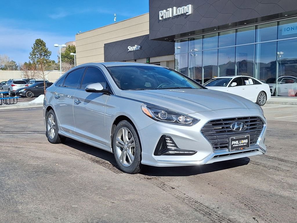 Used 2018 Hyundai Sonata Limited w/ Limited Ultimate Package 03