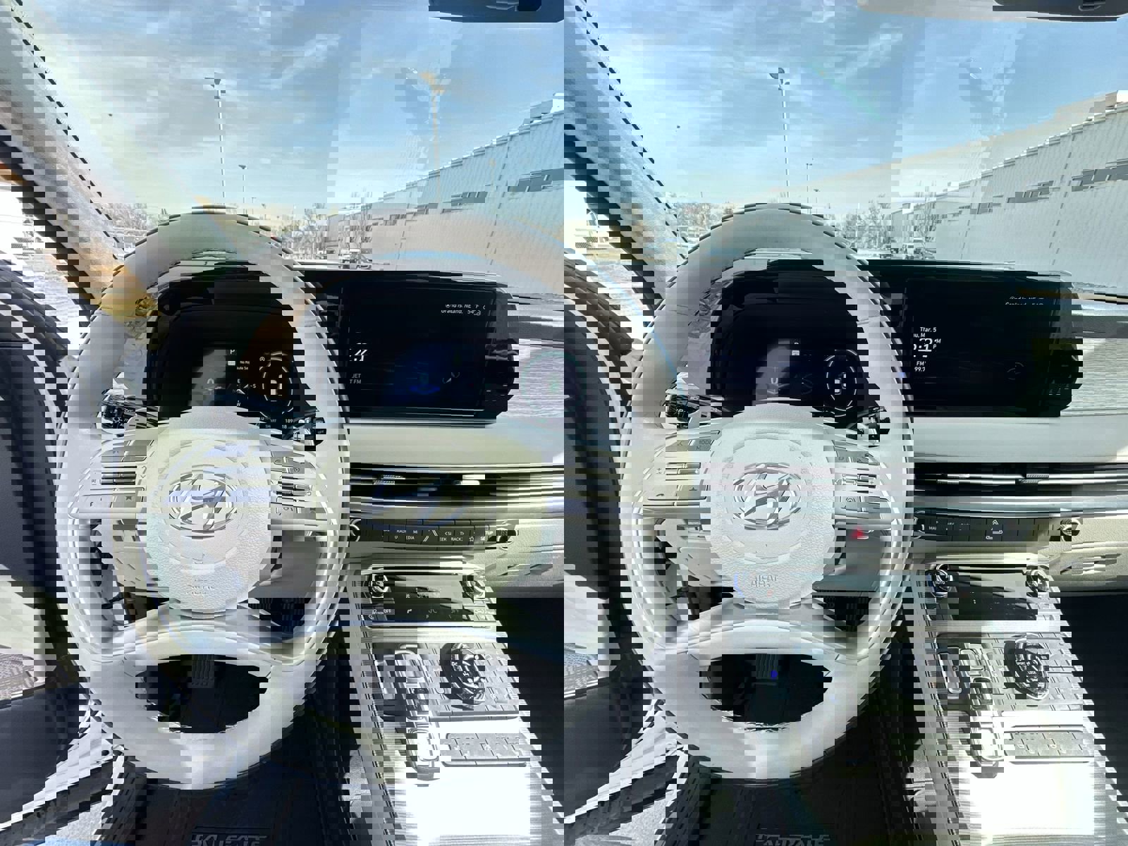 Used 2024 Hyundai Palisade Calligraphy image 11