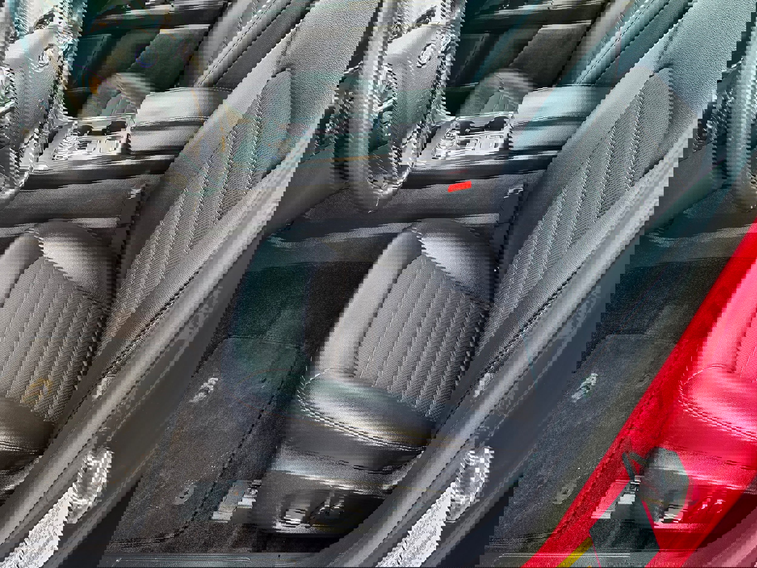 Used 2017 Ford Fusion SE w/ Equipment Group 201A image 14